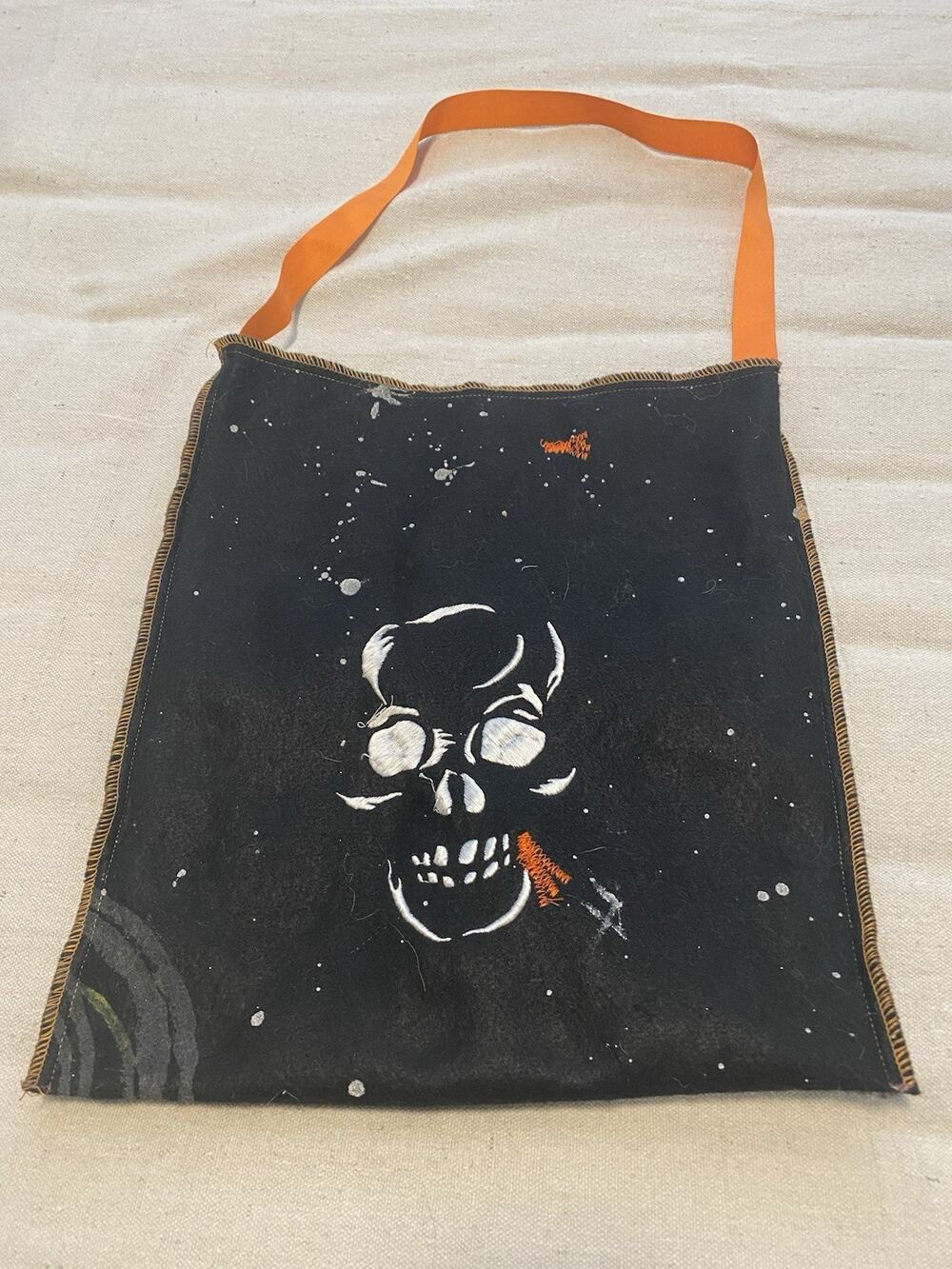 Handmade Halloween Skeleton Felt Toy / Trick-or-Treat Bag Machine Embroidery